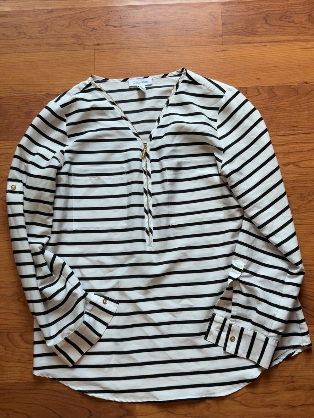 Calvin Klein Black & White Striped V-Neck Top with Gold Zipper Sz S